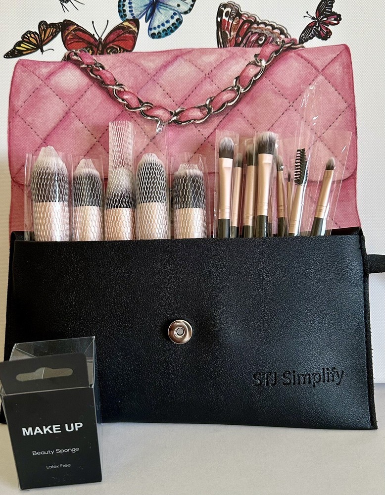 Make Up Brush Set 14pcs with 1 Make Up Sponge.