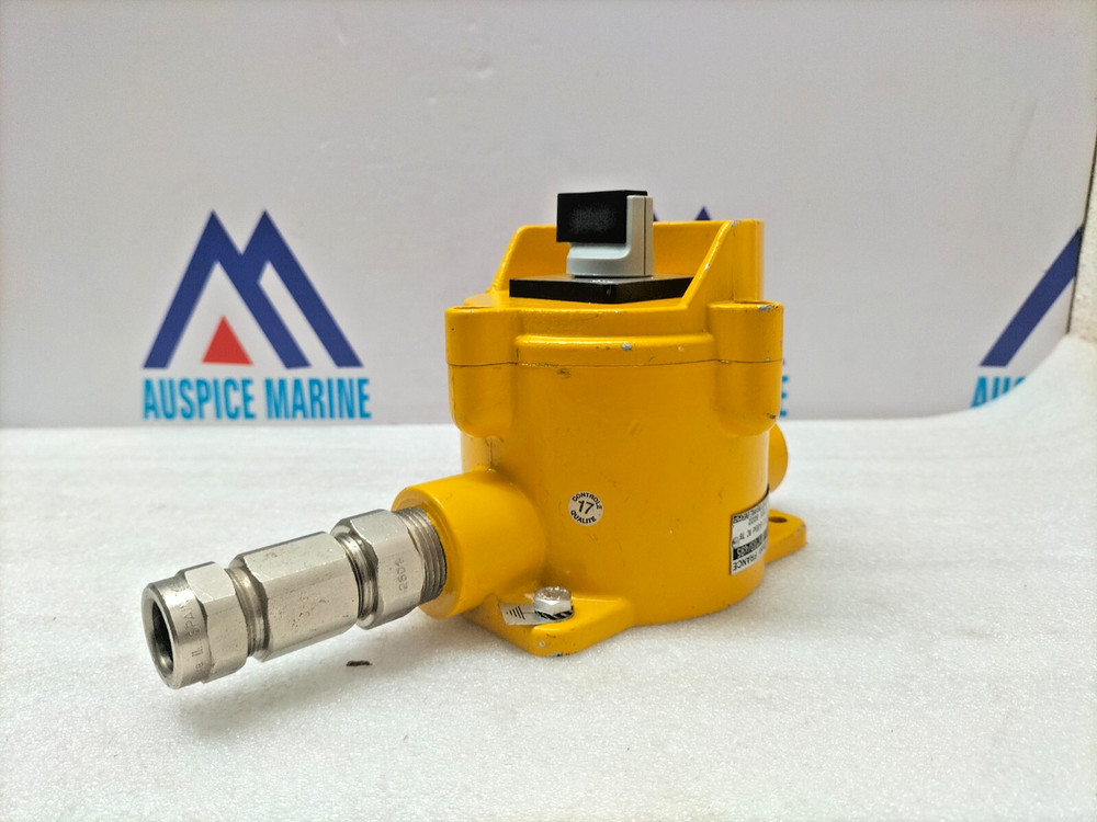 DTS 77330 SRC 215 Selector Switch Socket