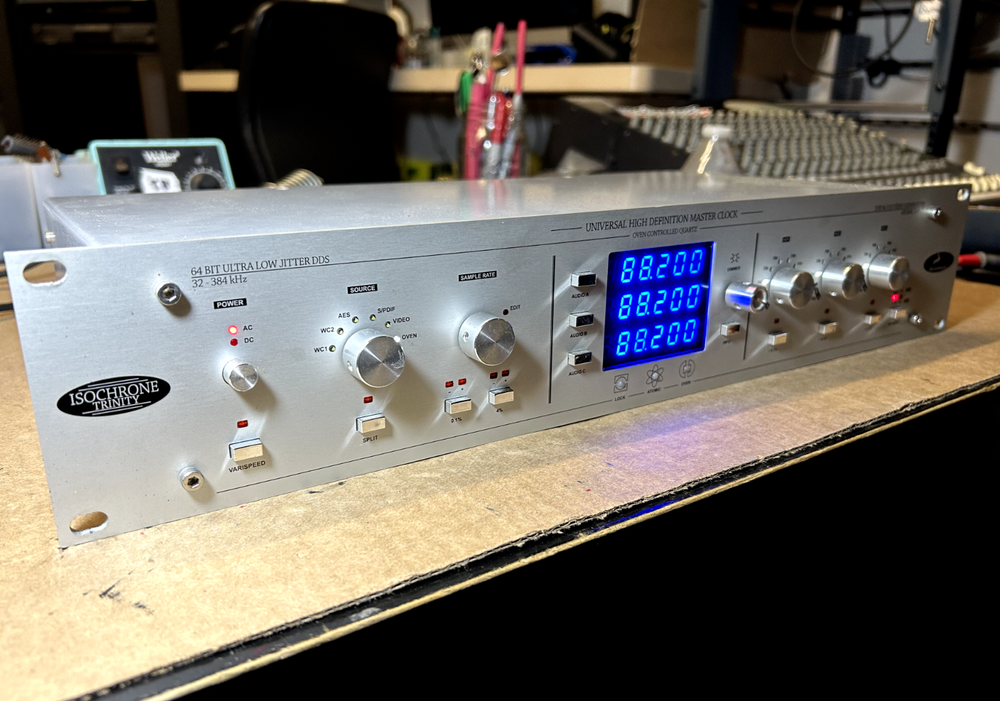 Antelope Isochrome Trinity High Definition Master Clock