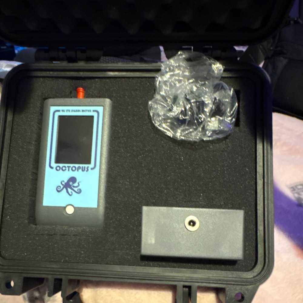 Berkeley Varitronics Systems Octopus Signal Generator with Case