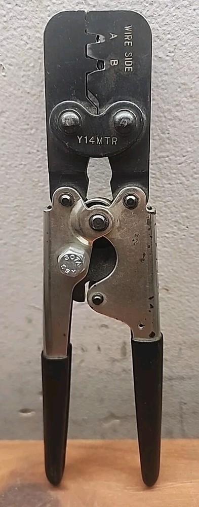 Burndy Y14MTR Crimper