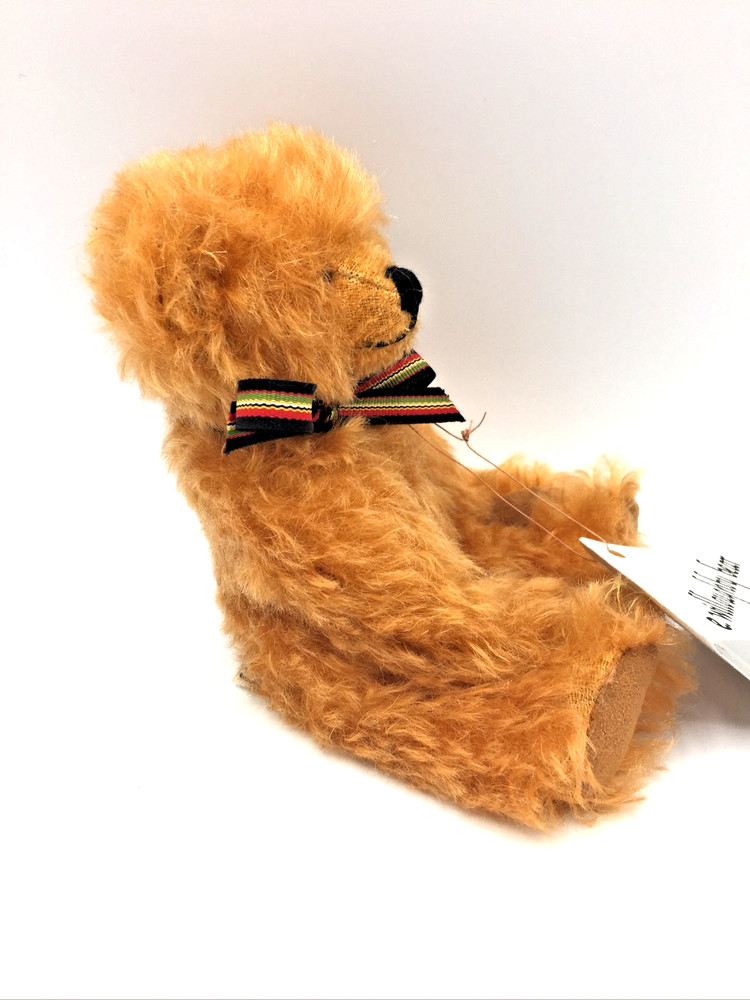 Anne E. Cranshaw Bear: "Reid" Mohair Bear 8 " Tall