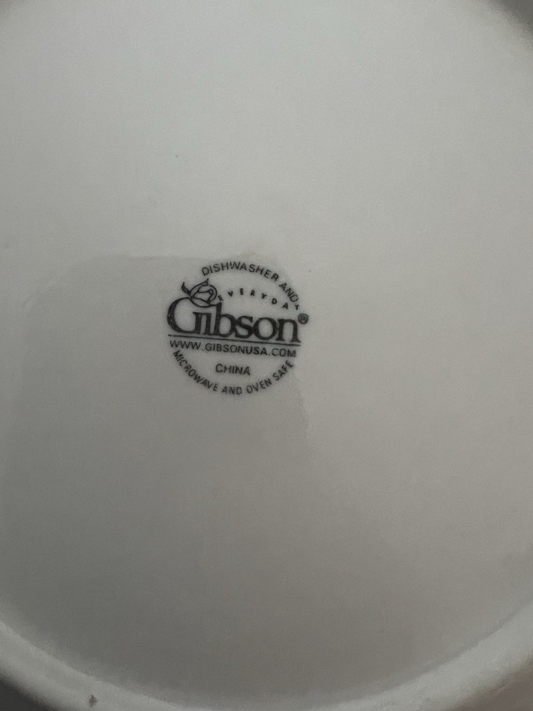 Gibson Designs Bellissimo 13-piece Dinnerware Set
