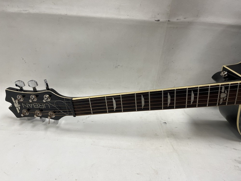 URBAN PLAYER 6-STRING ACOUSTIC GUITAR