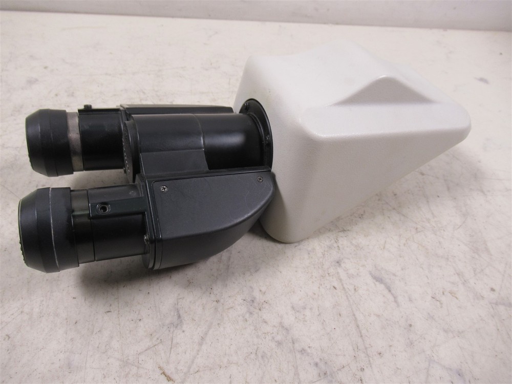 Nikon E2-TB Microscope Binocular Head with 2 Eyepieces for Eclipse E200