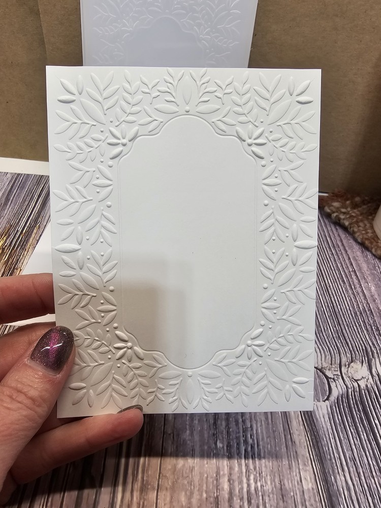 Stampin' UP! PEACEFUL GREENERY 3D Embossing Folder