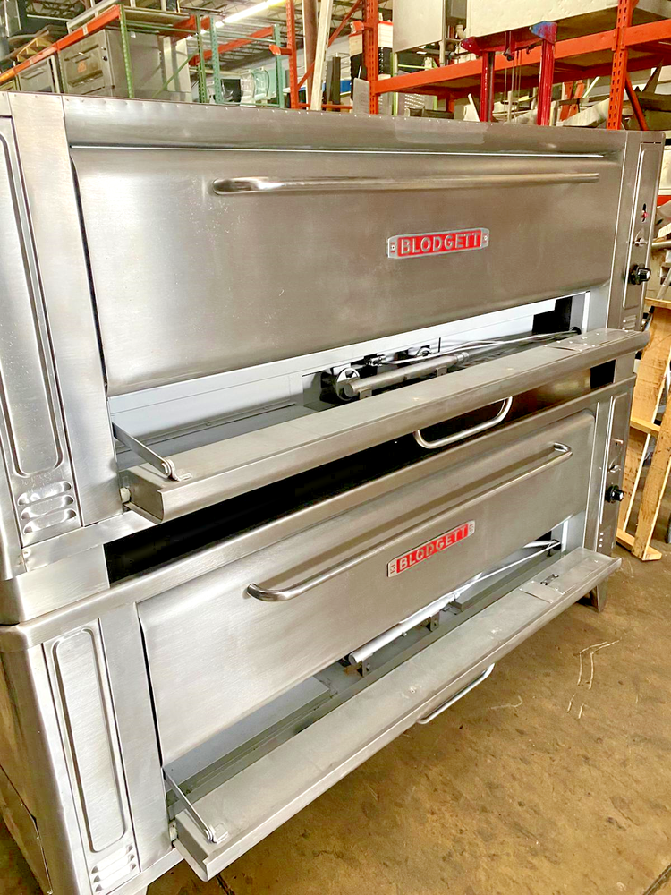 Used Blodgett 1060 Double stack gas pizza oven