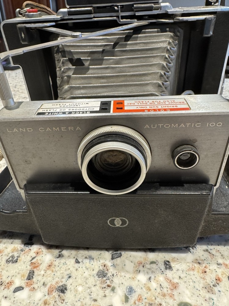 Vintage Polaroid Automatic 100 Land Camera w/ case & instructions untested