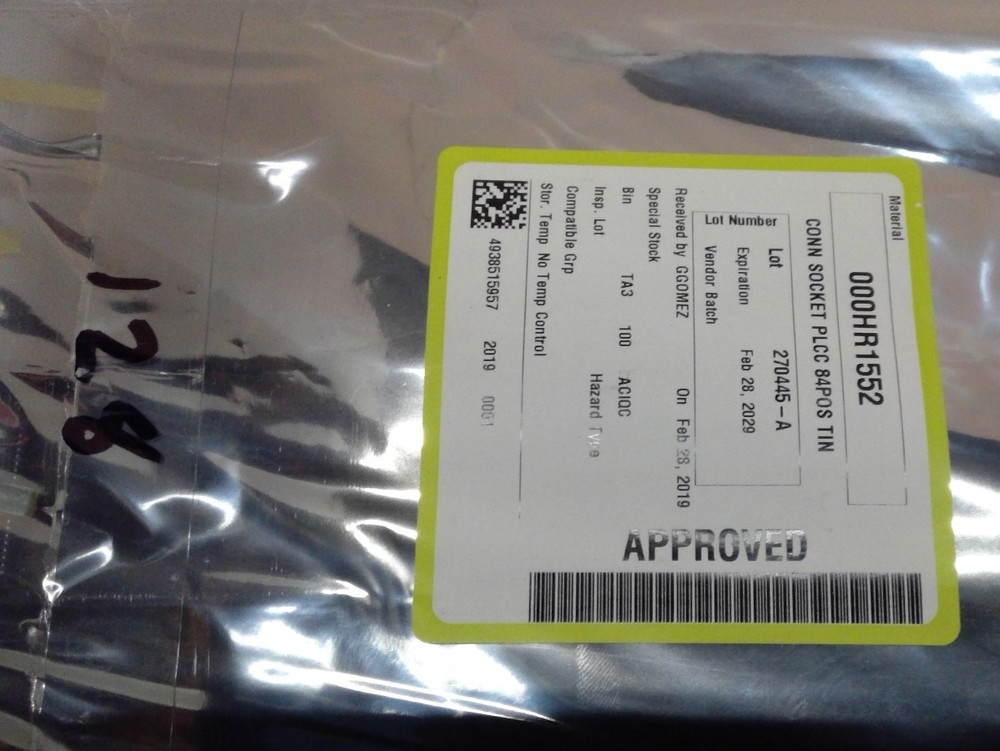 MILL-MAX PLCC Through Hole PLCC Socket 84-Pin ***NEW***