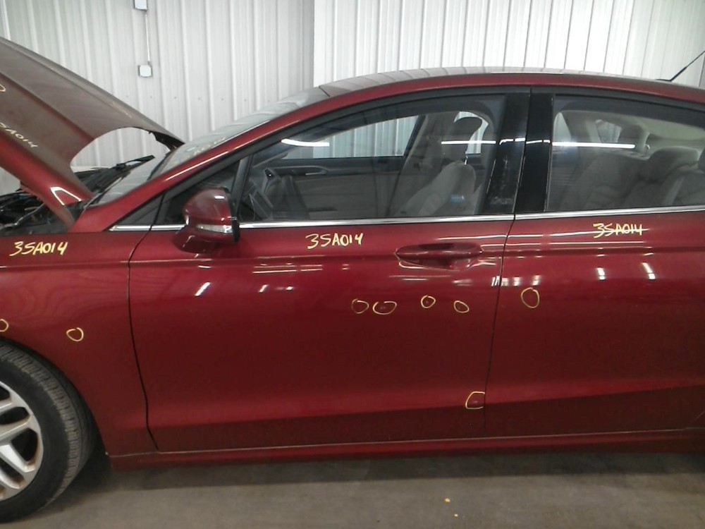 FUSION 2014 High Mounted Stop Light 104954603