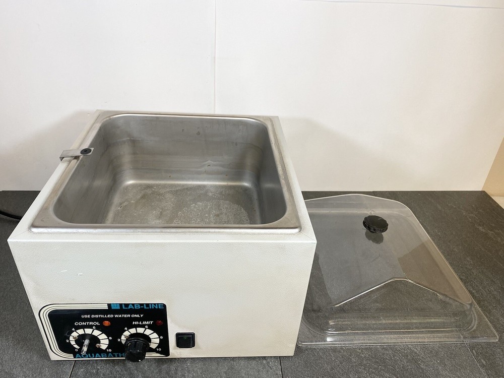 Lab-Line - Aquabath Laboratory Waterbath Model 18005 / Powers up