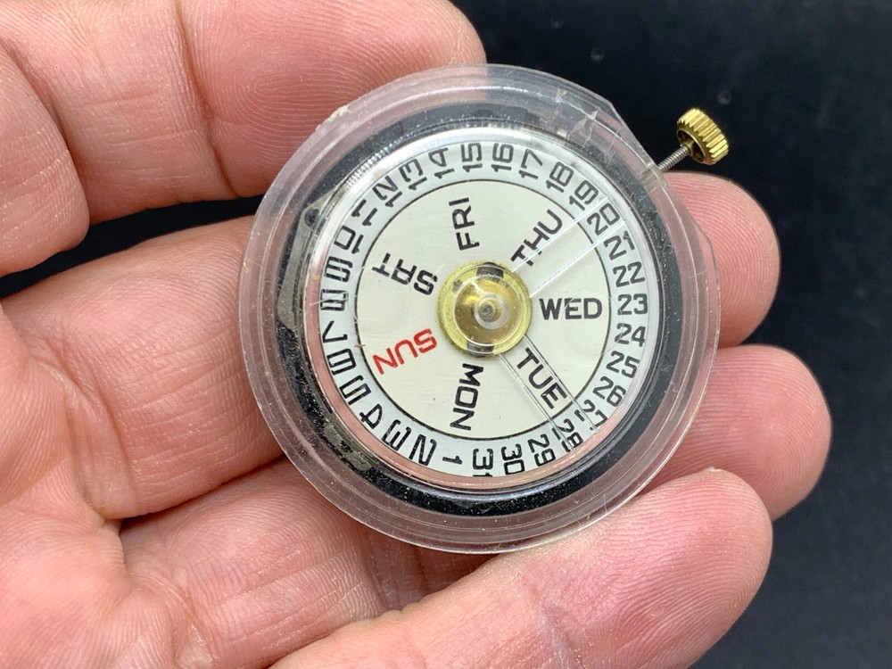 S2427 Caliber Watch Day-Date Automatic Movements Soviet Era Vintag
