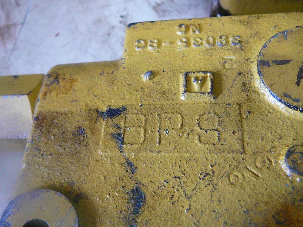 BPS 39036-80 DOUBLE SPOOL HYDRAULIC CONTROL VALVE