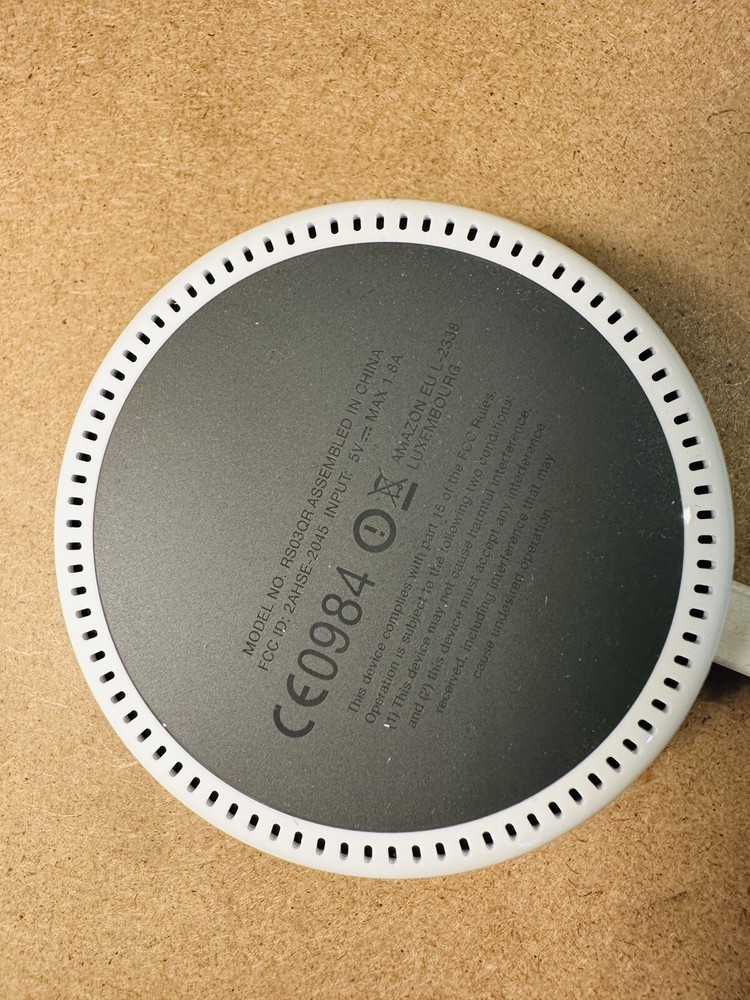 Amazon Echo Dot 2nd Gen Smart Speaker Thatch Design NEVER USED, NO PLUG