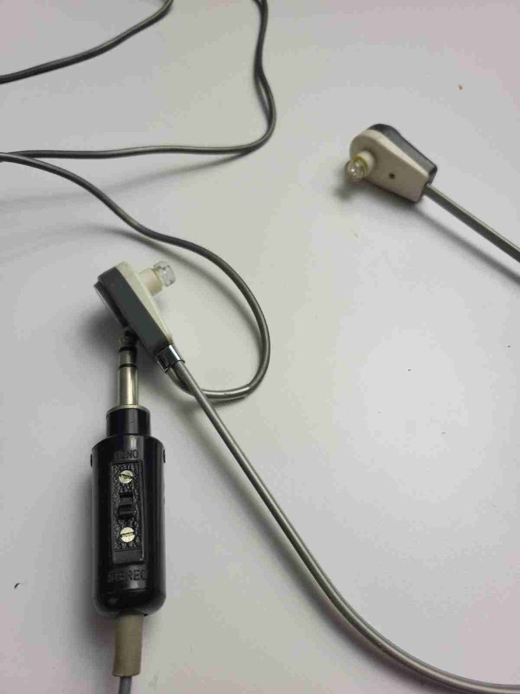 Realistic DX-150 Solid State Communicator With SP-150 Speaker & Headset