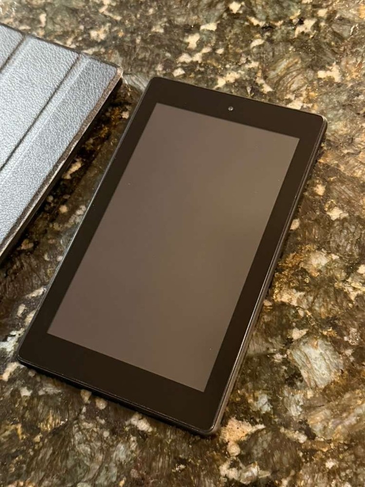 Amazon Fire 7 8GB, Wi-Fi, 7" - Black - Android 5.1