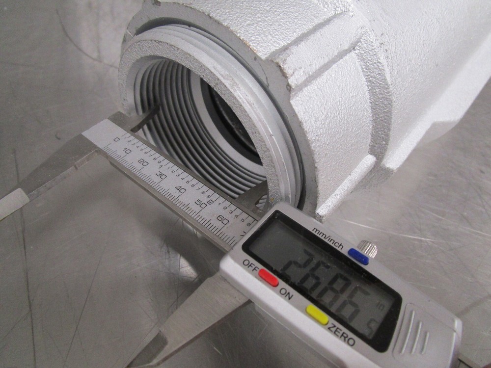 NEW THOMAS & BETTS Expansion Joint Coupling