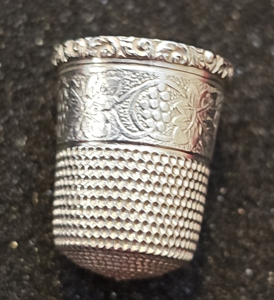 ANTIQUE STERLING SILVER THIMBLE STERLING MARKINGS