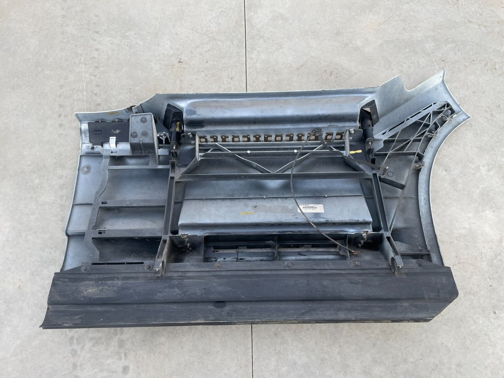 84744212 Volvo Step Fairing Front Left Driver Side