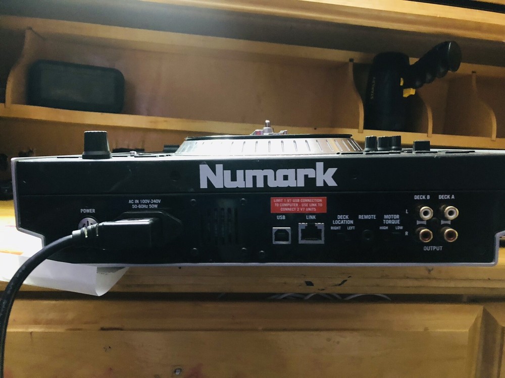 Numark V7 Digital DJ Software Controller