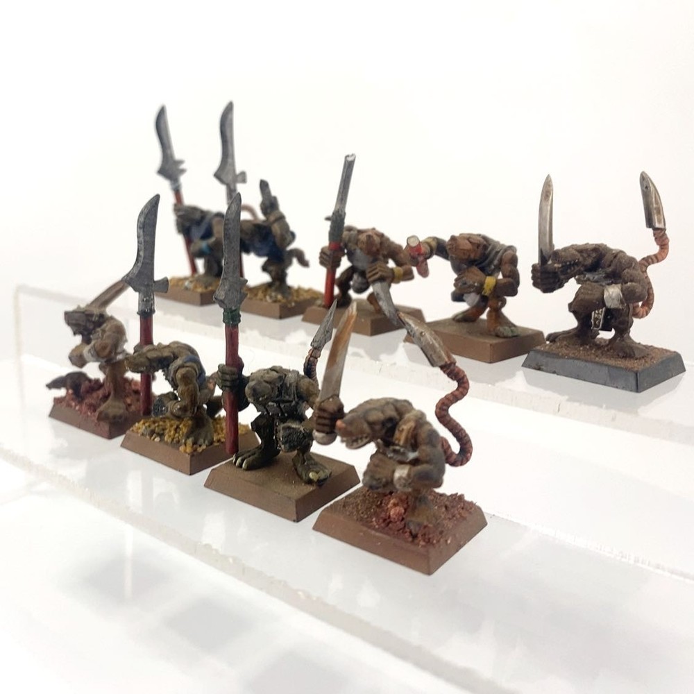 x9 Clan Warriors Incomplete Plastic Warhammer FB | P-00D23