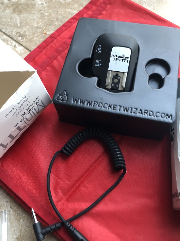 Pocket wizard Plus X Auto Sensing Transceiver And Mini TTI