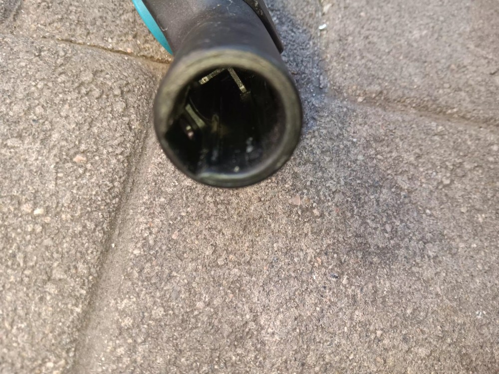 Thule Urban 2 Glide LEFT SIDE SWAY HANDLE INSERT PART REPLACEMENT.