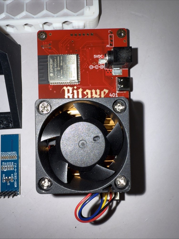 NEW Bitaxe Single ASIC Miner