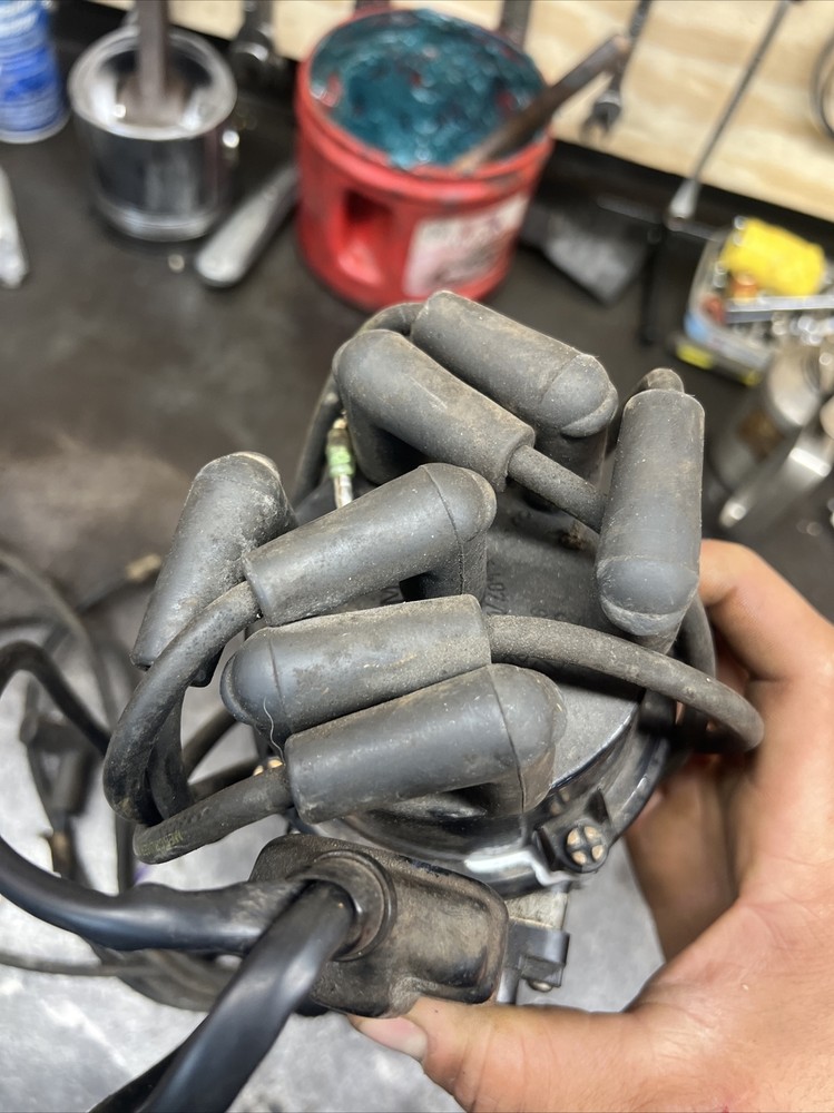 Thunderbolt IV distributor with ignition module