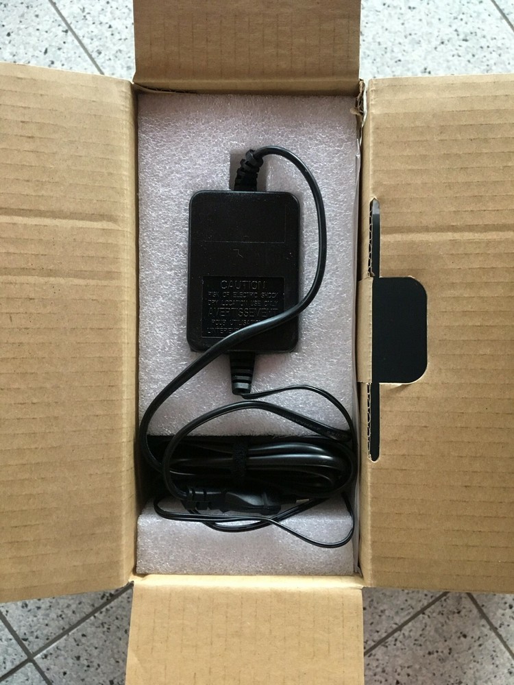 MQ6 COMPACT MIXER + MICROPHONE Q6