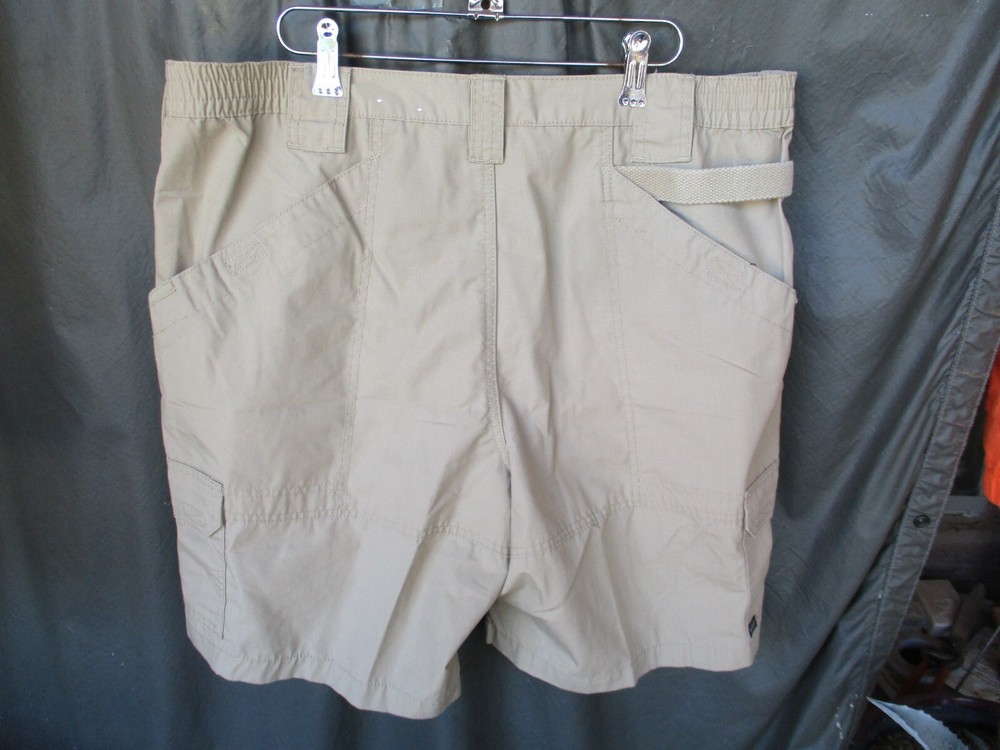 5.11 TACTICAL Khaki Tan Assault Short, size 38