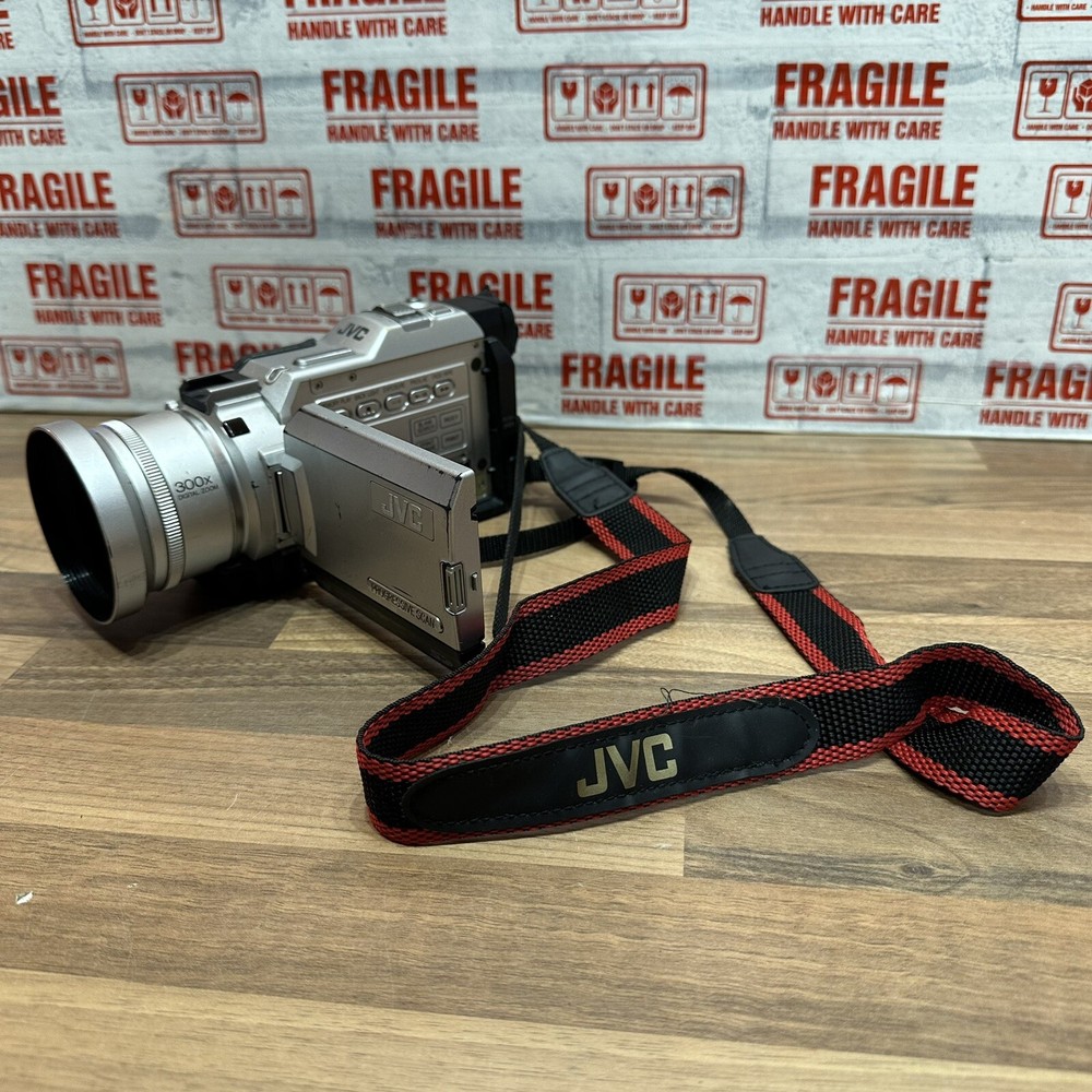 JVC GR-DV2000E Mini DV Digital Camcorder - Silver