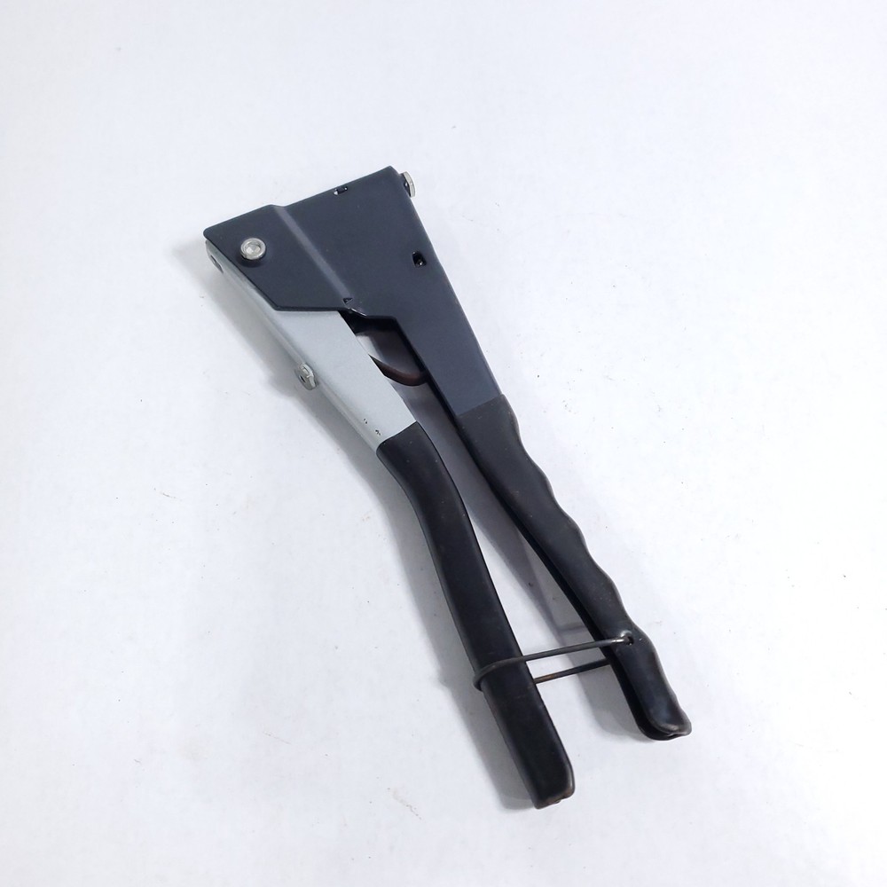 Black & Decker K110 Pop Rivetool Riveter