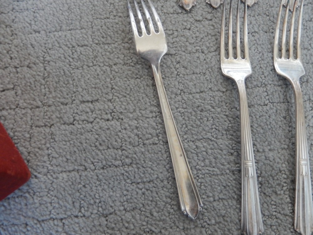 Stratford Plate Cotillion flatware & Box