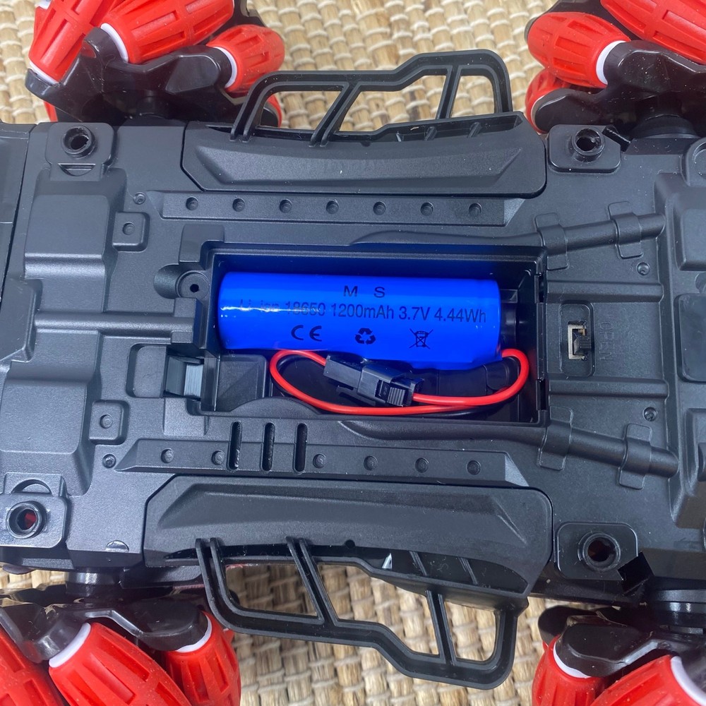 NEW Multi-Function GoolRC Stunt Car, Remote Control 2 remotes Lights music water