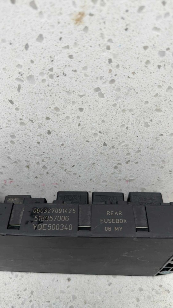 03 04 05 06 RANGE ROVER Engine Fuse Box