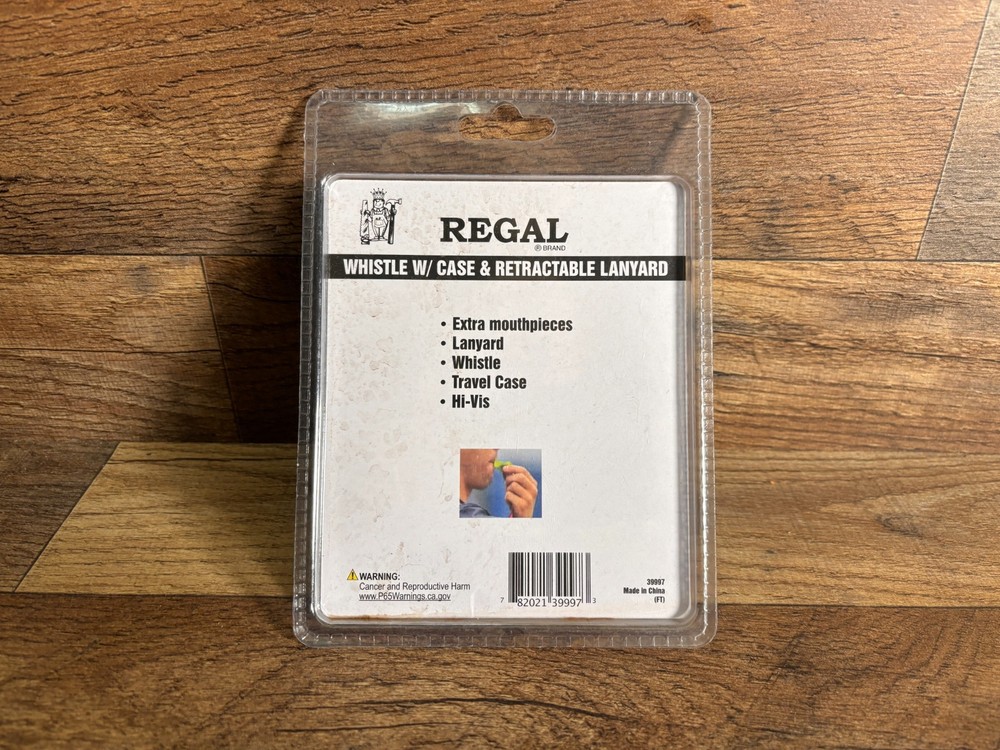 Whistle W/Case & Retractable Lanyard Regal 39997