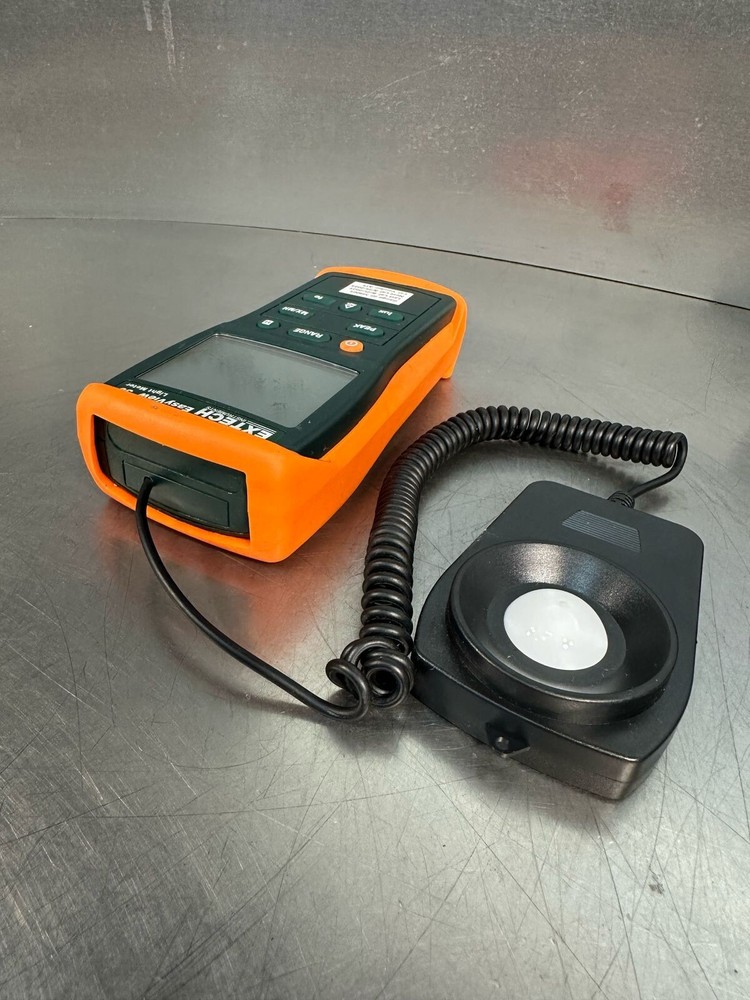 Extech Easyview-30 Light Meter (7.4.3)