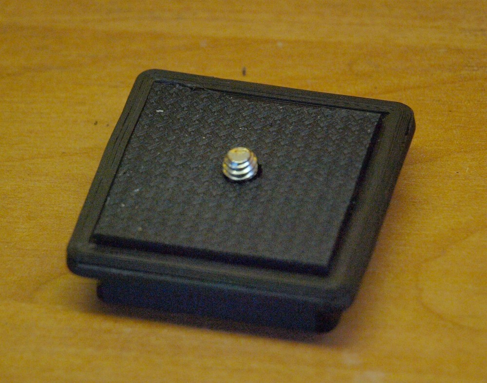 Quick release plate for tripod Velbon QB-4LC replacement