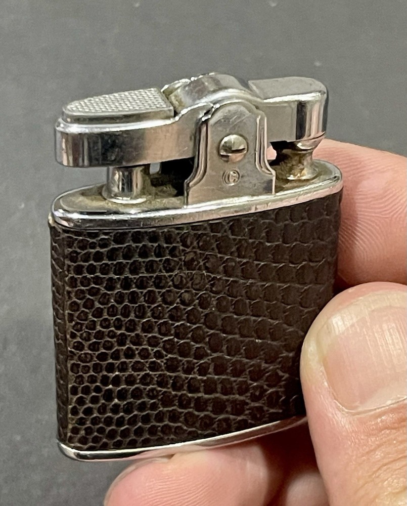 Vintage Ronson Princess Alligator Leather Automatic Lighter