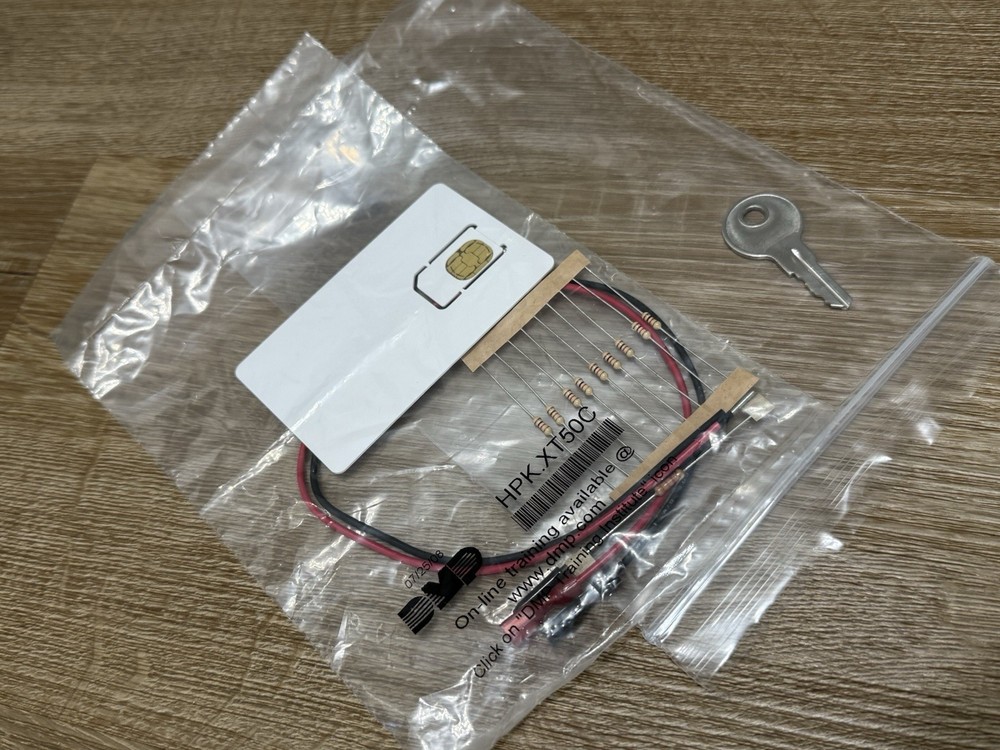 DMP XR150CDNS-G Cellular Dialer Network Alarm Panel PCB Board Enclosure XT50 NEW