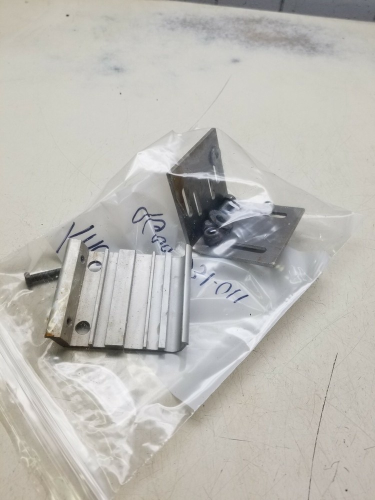 THOMSON 9600-831-011