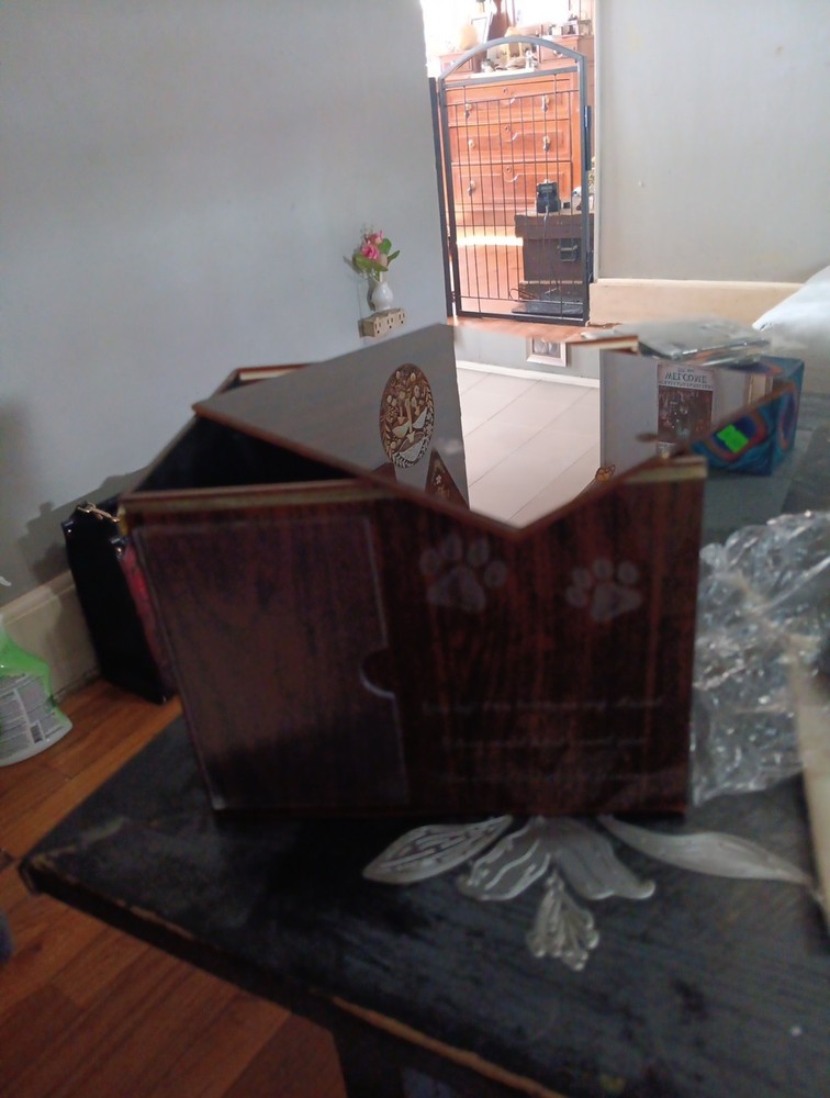 Pet Urn Box 8x6x6