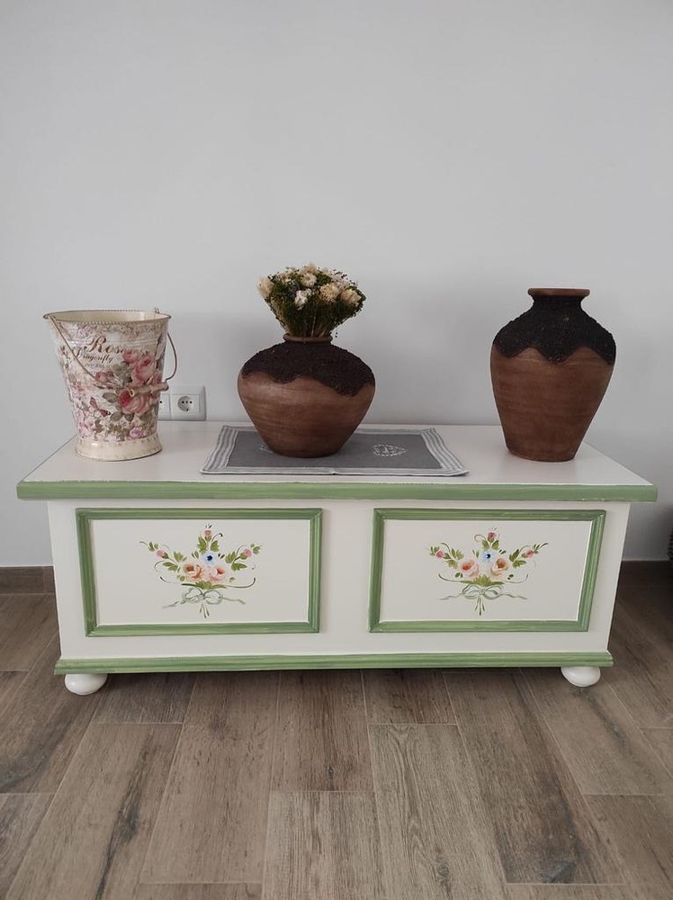 Decorated Chest Container Classic Shabby Chic