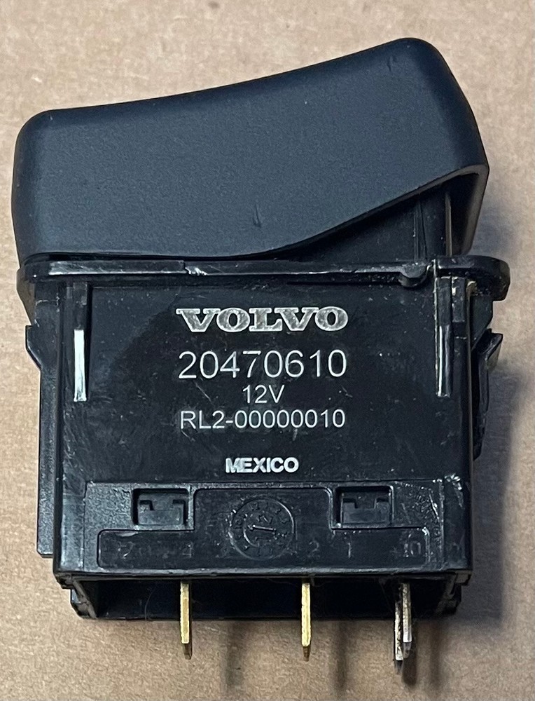 VOLVO Traction Control Rocker Switch 20470610