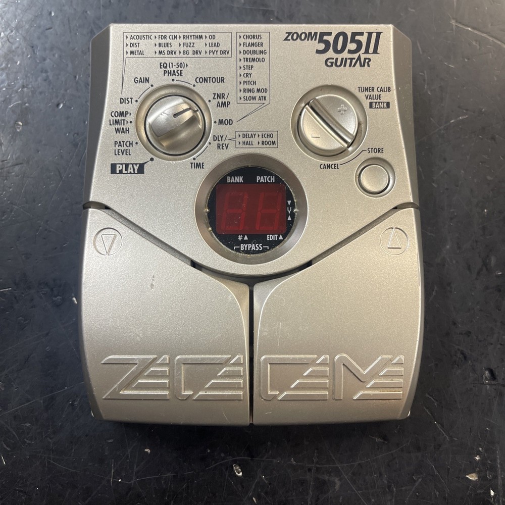 Zoom 505 II Guitar Multi-Effect Pedal Multi Function Tested No Power Supply