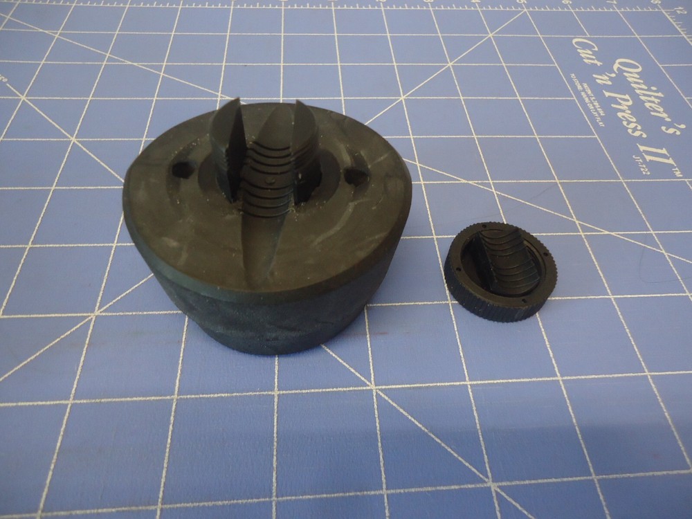 Akona Hose Mount Retractor with rubber adapter