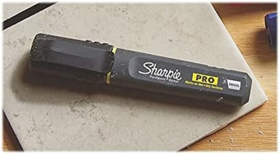 Pro Permanent Marker Medium Chisel Tip Black 12 Count 2018326