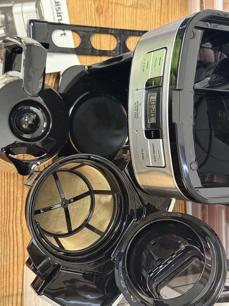 Cuisinart DGB-400 Automatic Grind & Brew Coffeemaker - NEW/OPEN BOX - TESTED