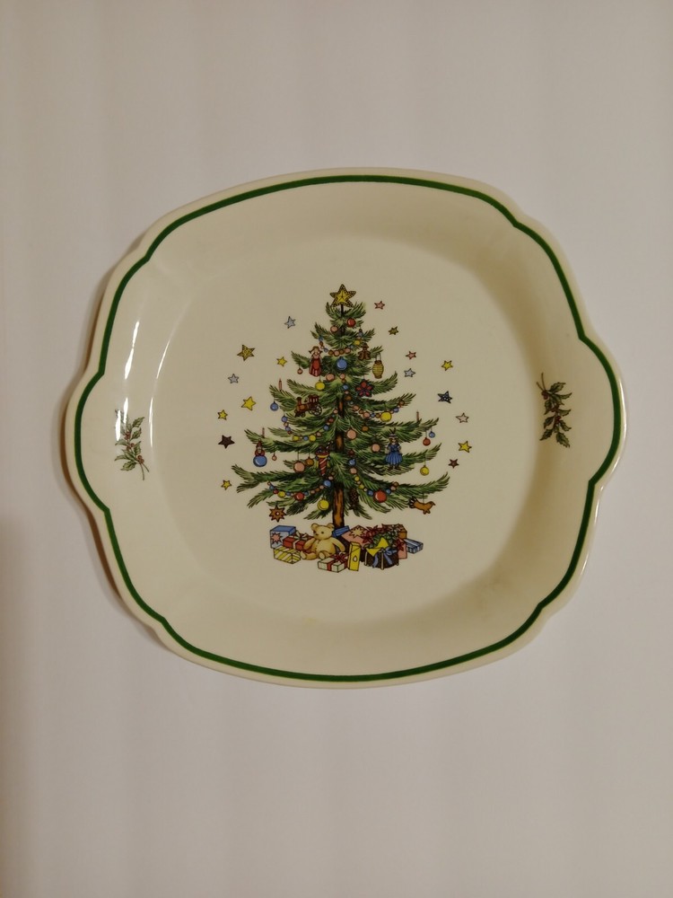 Nikko Christmas Tree Cake/Cookie Serving Platter 10"